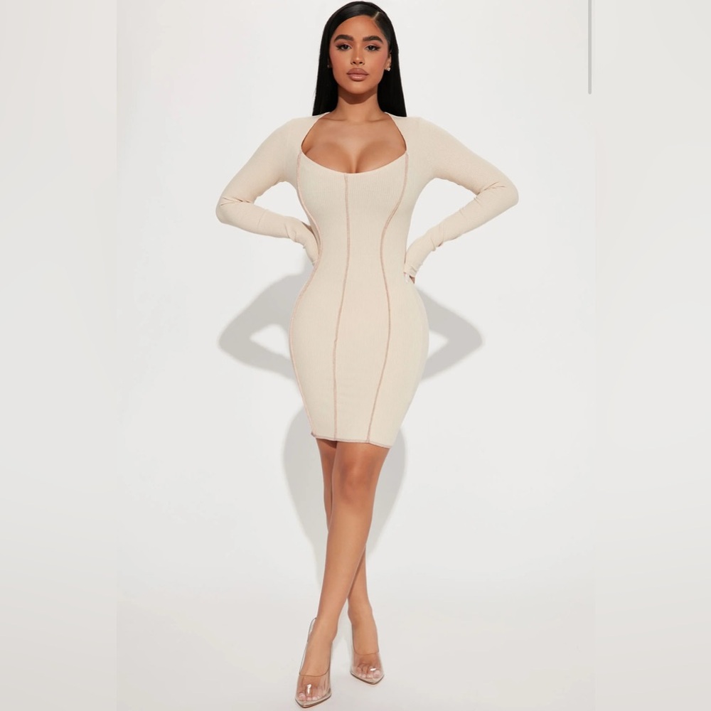 Long-Sleeve Bodycon Mini Dress with Contrast Stitching – Beige, Size Small (New)